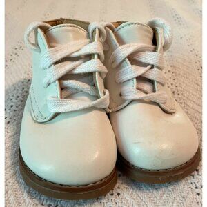 White Leather High top Walking Shoe Toddler Lace-Up Size 5 By Josmo